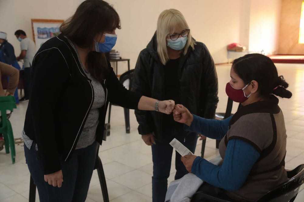 CAMPAÑA DE VACUNACIÓN CONTRA LA COVID-19 En el Chaco, el 80% de la población objetivo ya cuenta con la primera dosis
