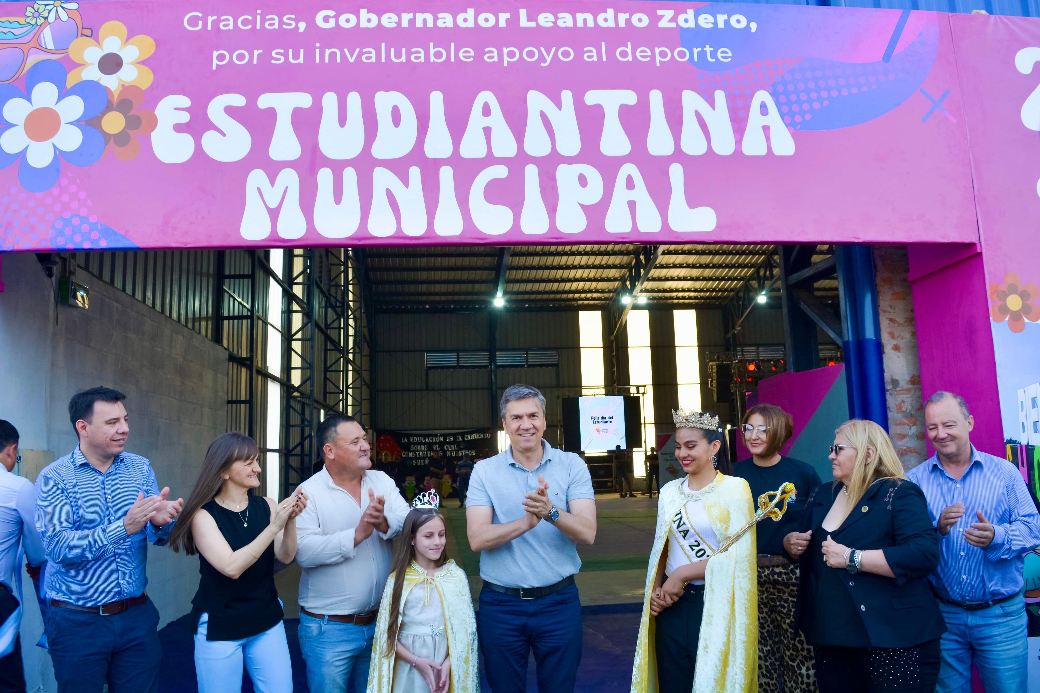 CHOROTIS: EL GOBERNADOR ZDERO INAUGURÓ EL POLIDEPORTIVO Y DIO APERTURA A LA ESTUDIANTINA 2024