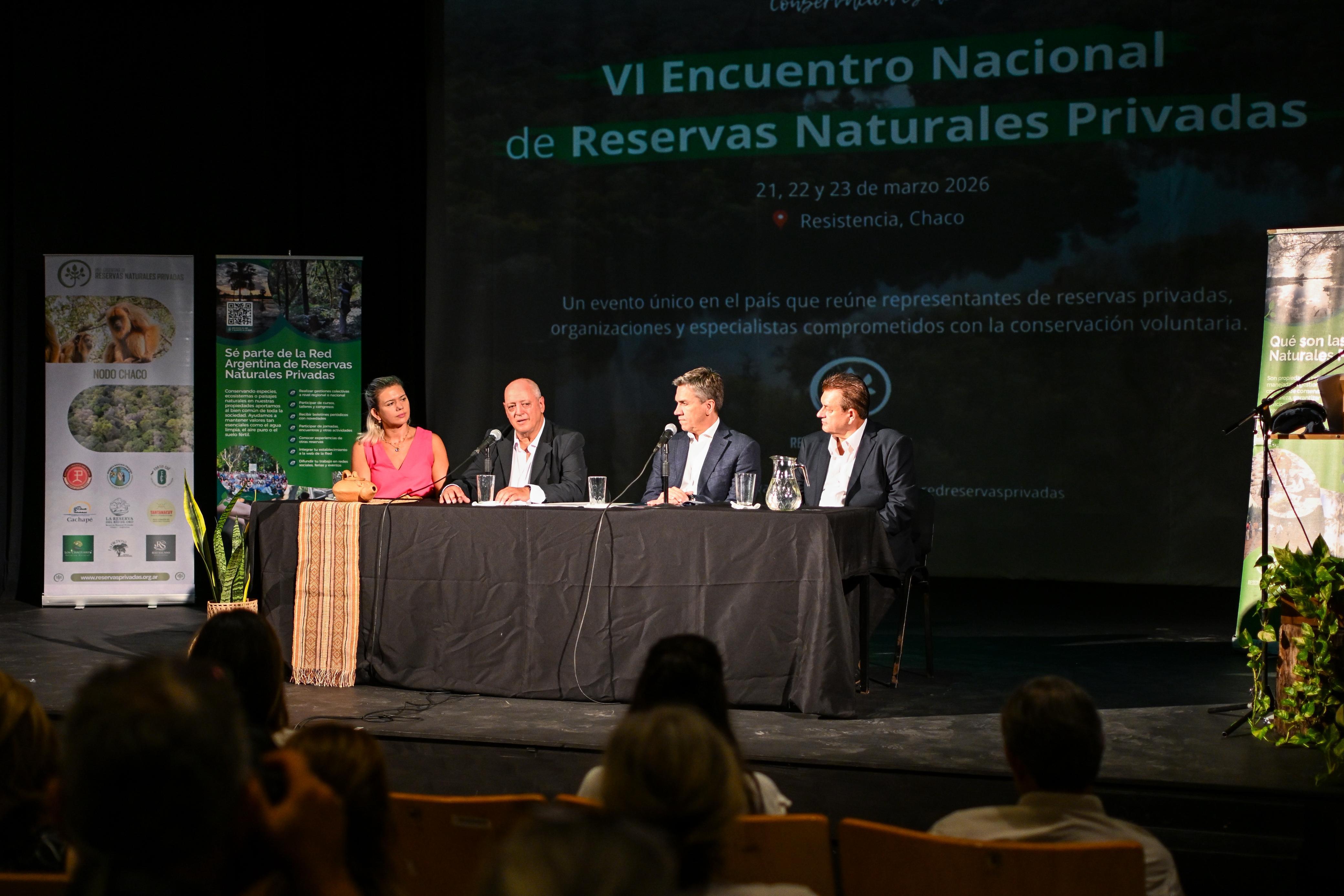 *EL GOBERNADOR ZDERO ACOMPA&Ntilde;&Oacute; LA APERTURA DEL VI ENCUENTRO NACIONAL DE RESERVAS PRIVADAS*