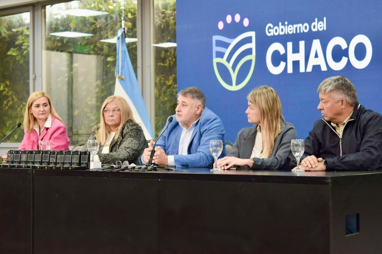 EL GOBIERNO DEL CHACO PRESENTÓ NUEVOS DISPOSITIVOS DUALES PARA LA PROTECCIÓN DE VÍCTIMAS DE VIOLENCIA DE GÉNERO