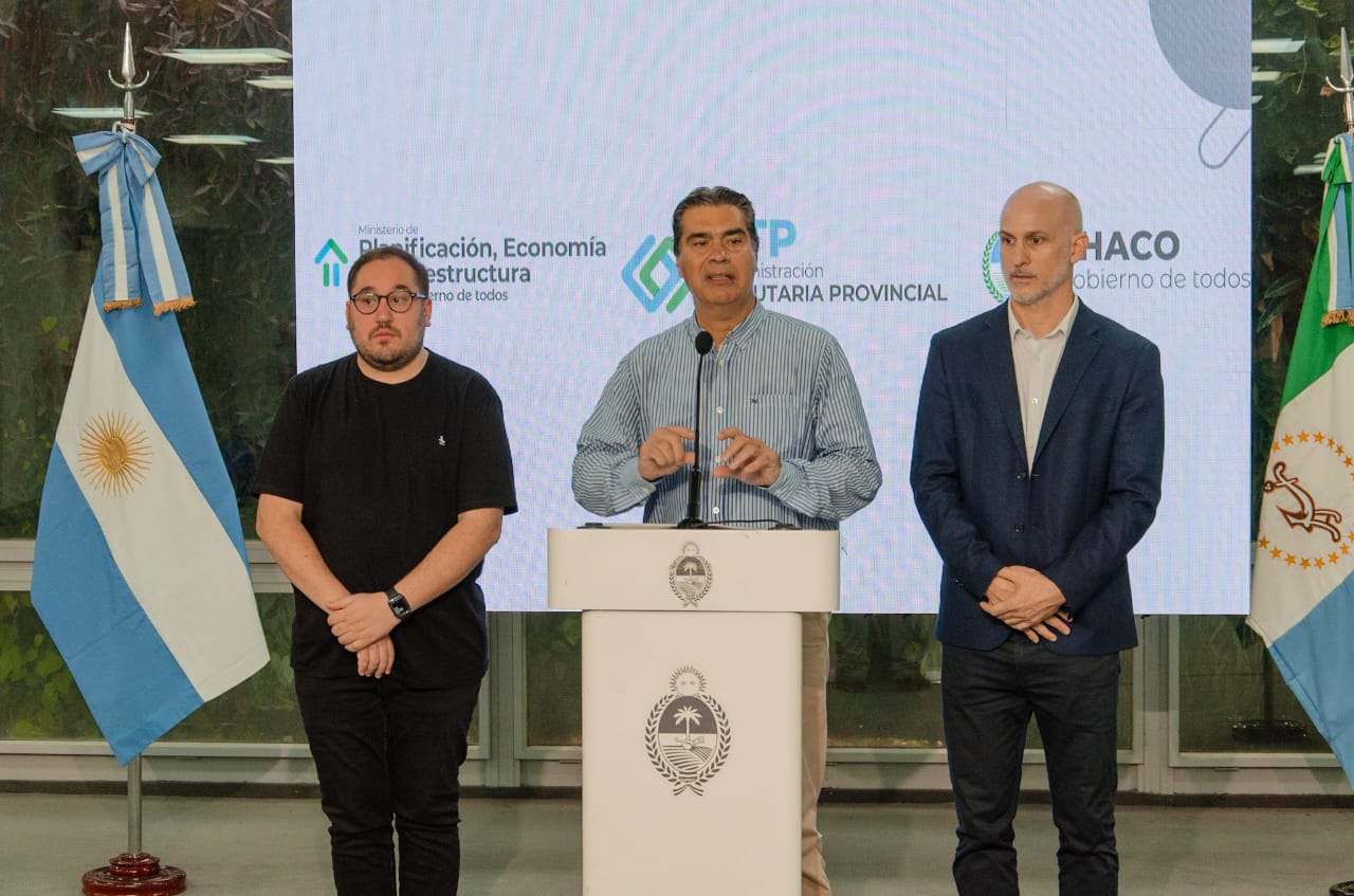 *Capitanich presentó proyecto de regularización de obligaciones tributarias y alivio fiscal para pymes*