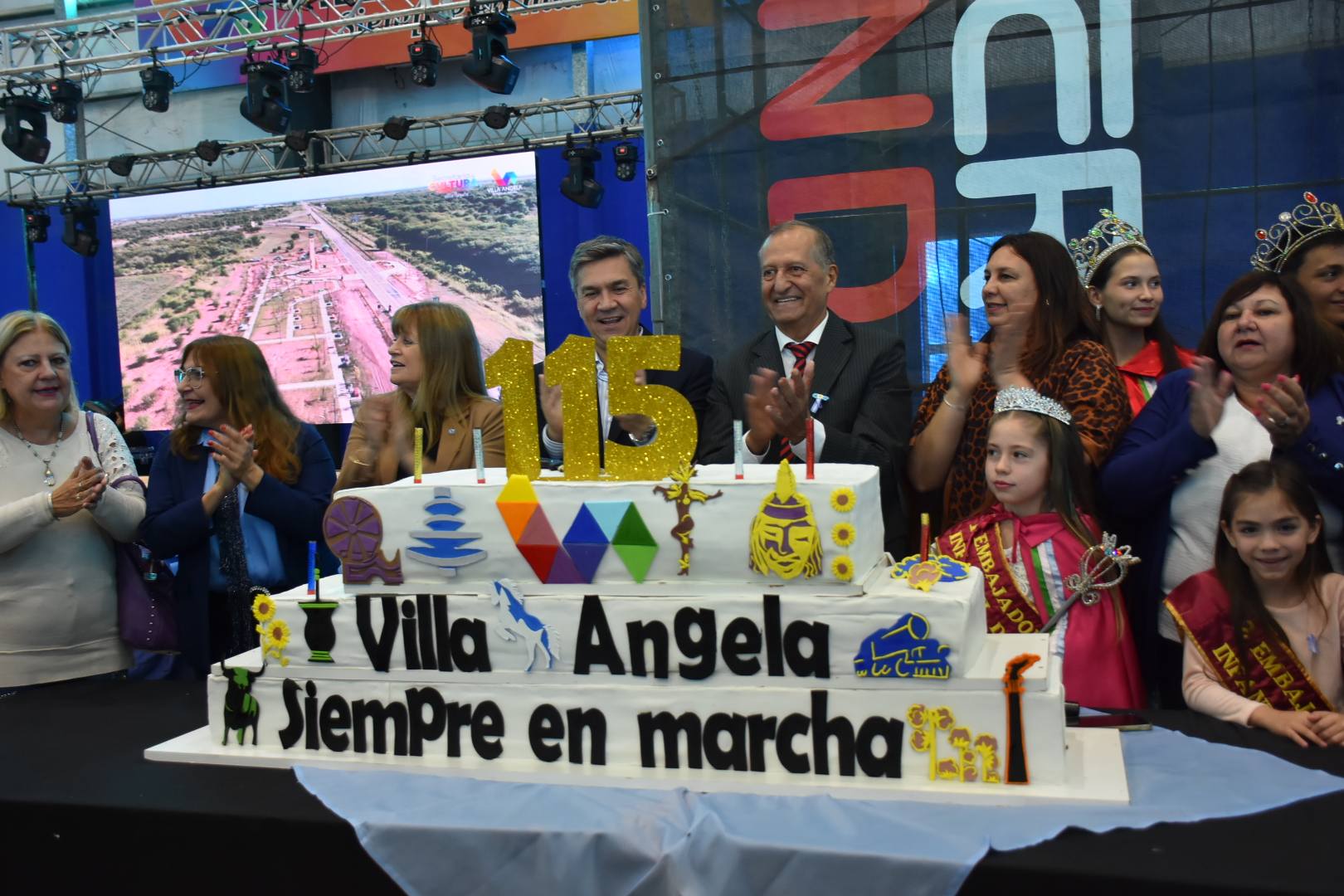 VILLA ÁNGELA CELEBRÓ SU 115° ANIVERSARIO CON UN EMOTIVO DISCURSO DEL INTENDENTE ADALBERTO PAPP