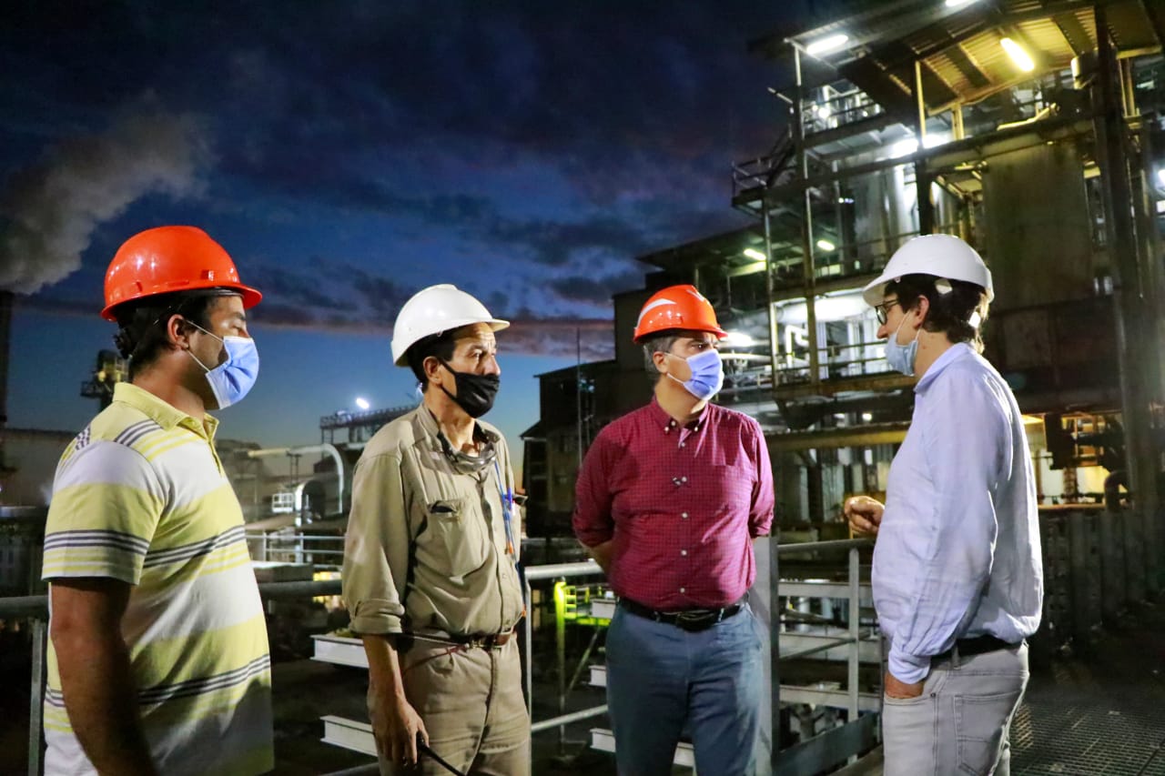 *ENERGÍA RENOVABLE: EL GOBERNADOR RECORRIÓ LA PLANTA INDUSTRIAL INDUNOR- SERSA EN LA ESCONDIDA*
