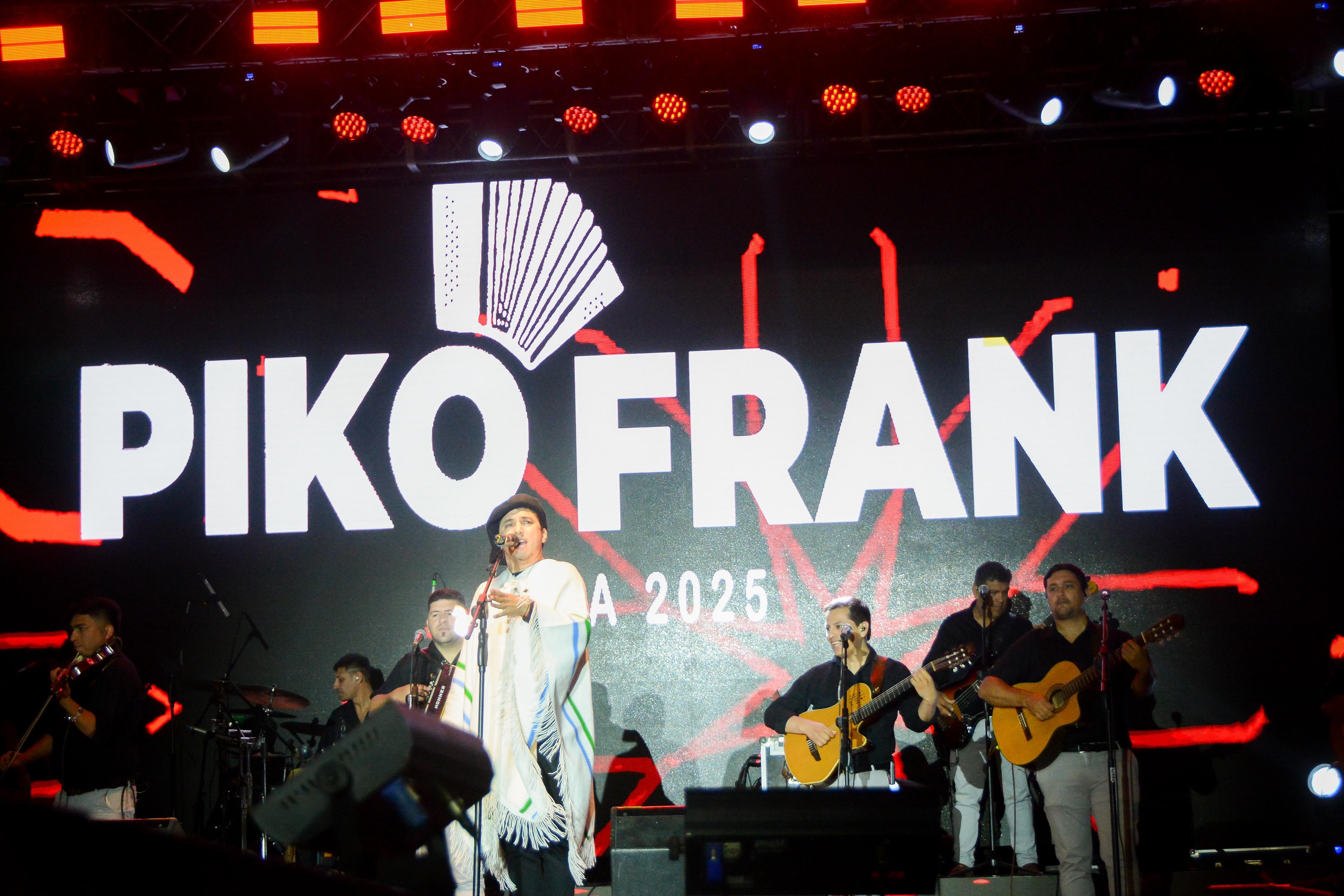 *CHACO VIBRA, 2DA. EDICI&Oacute;N: UN FESTIVAL MULTITUDINARIO QUE CIERRA ESTA NOCHE CON &Aacute;NGELO ARANDA Y LOS NOCHEROS*