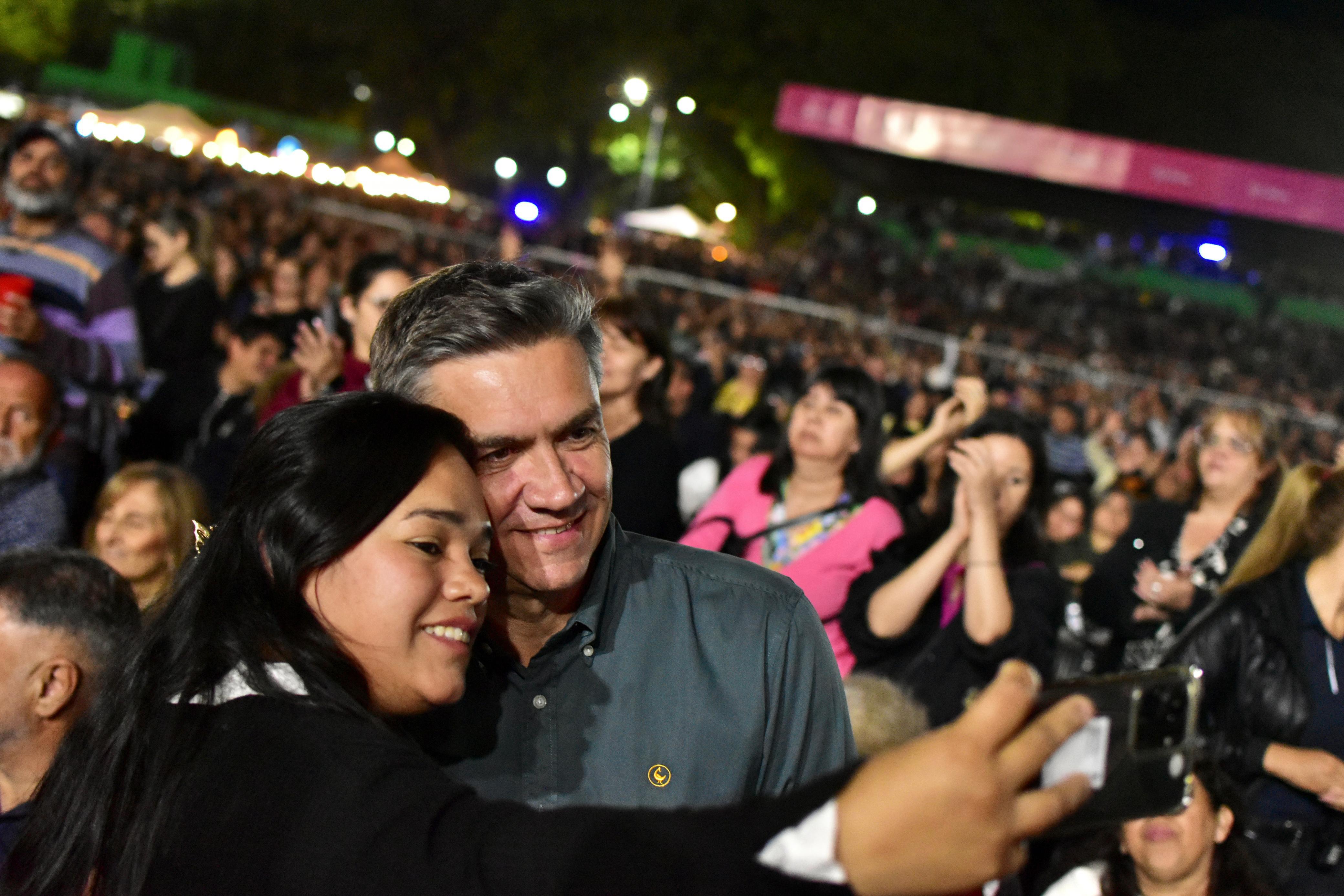 *EL FESTIVAL QUE YA ES MARCA CHAQUE&Ntilde;A: &ldquo;CHACO VIBRA LLEG&Oacute; PARA QUEDARSE&rdquo; DIJO EL GOBERNADOR ZDERO*