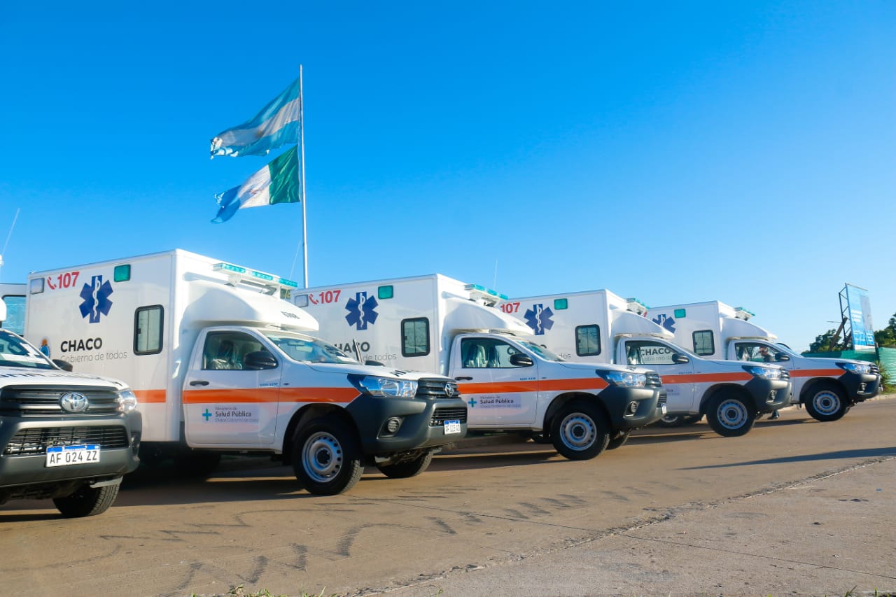 FORTALECIMIENTO DEL SISTEMA DE SALUD: CAPITANICH ENTREGÓ AMBULANCIAS PARA SEIS LOCALIDADES