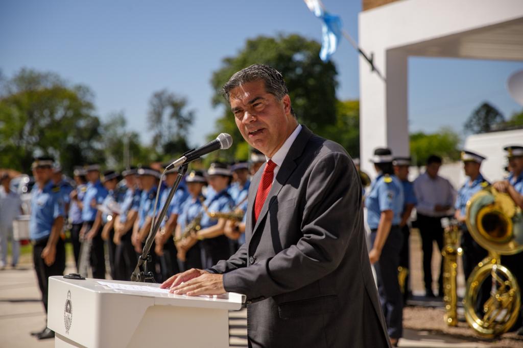 *INAUGURARON EL ESCUADRÓN N°51 DE GENDARMERÍA EN FONTANA: "ES UN HOMENAJE A QUIENES COMBATEN EL DELITO CON INTELIGENCIA Y CORAJE", DIJO CAPITANICH*