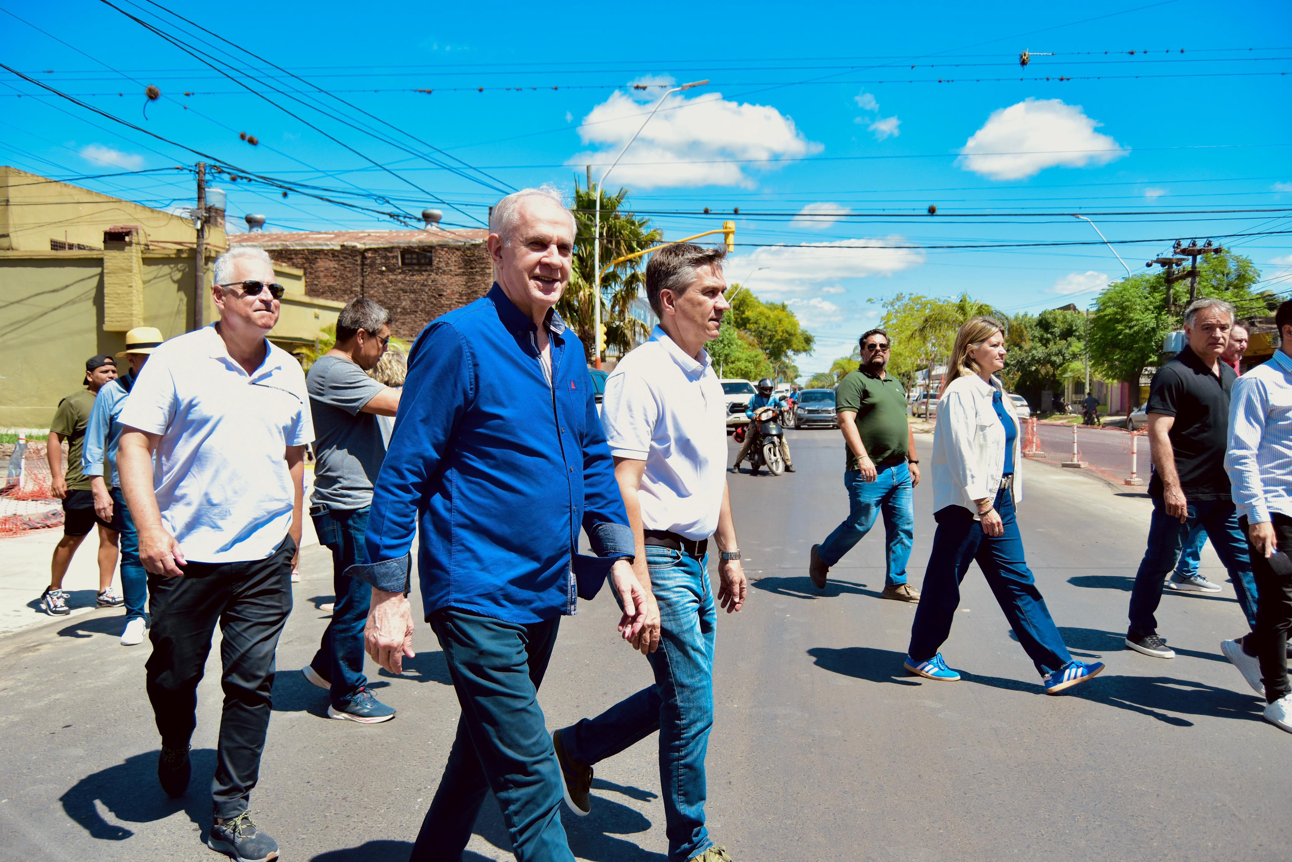 *LA AV. 9 DE JULIO ENTRA EN SU ETAPA FINAL: PAVIMENTACI&Oacute;N, DESAG&Uuml;ES Y LUMINARIAS QUE PONEN FIN A D&Eacute;CADAS DE RECLAMOS*