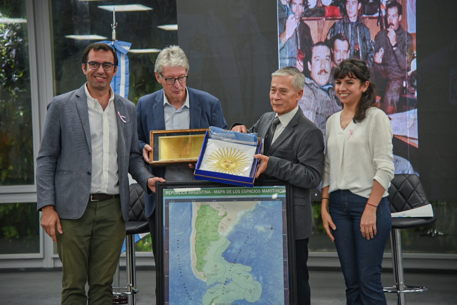 *AUTORIDADES DEL EJECUTIVO Y LA LEGISLATURA HOMENAJEARON AL VETERANO DE MALVINAS, ROBERTO "CHINO" CIMBARO*