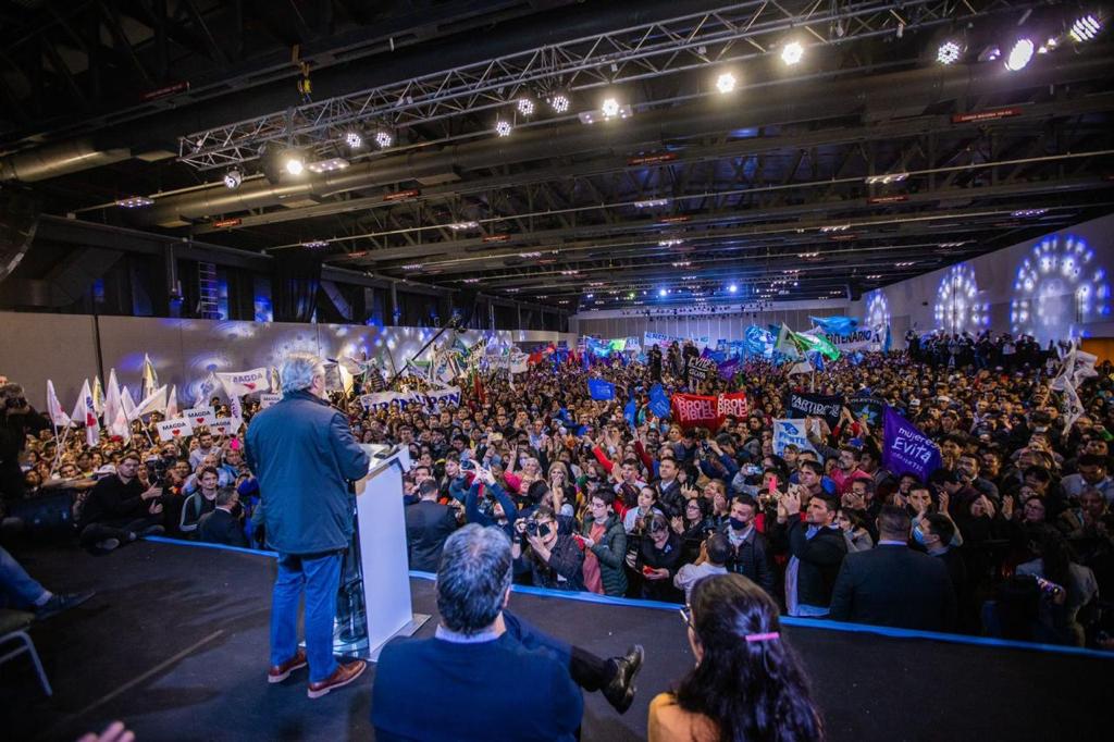 *ALBERTO FERNÁNDEZ: “EL ENEMIGO NO ESTÁ EN EL FRENTE DE TODOS, ES LA DERECHA MALDITA QUE QUIERE VOLVER A SOMETER AL PUEBLO ARGENTINO”*