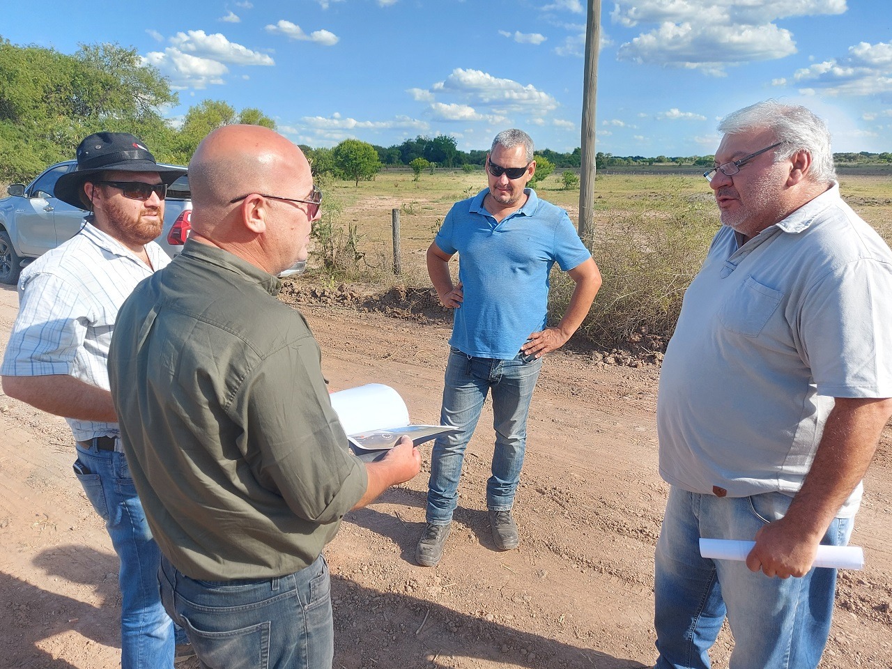 SAN BERNARDO: LA APA REALIZA LA READECUACIÓN Y LIMPIEZA DEL CANAL CHACOFI