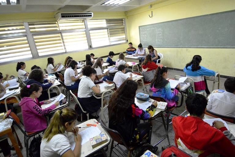 *EDUCACIÓN ACLARA QUE EL CICLO LECTIVO TERMINA EL 20 DE DICIEMBRE CON SUS PARTICULARES EN CADA NIVEL*