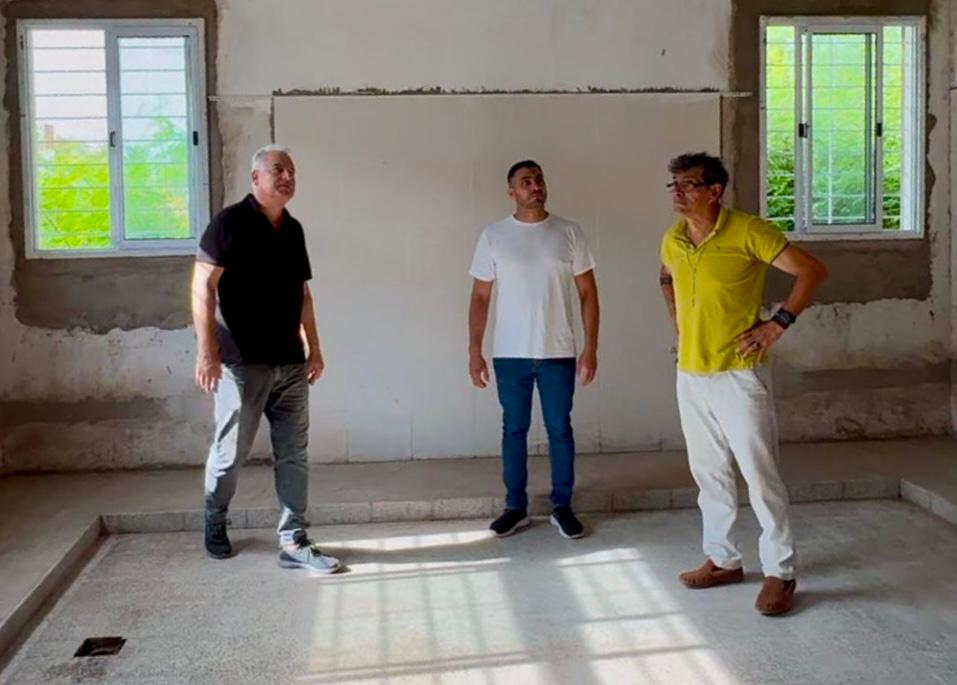 VILLA ÁNGELA: EL GOBIERNO VERIFICÓ LOS AVANCES EN LA OBRA DEL “BACHI 9” Y LA E.E.T. N° 1 GARANTIZANDO SU FINALIZACIÓN